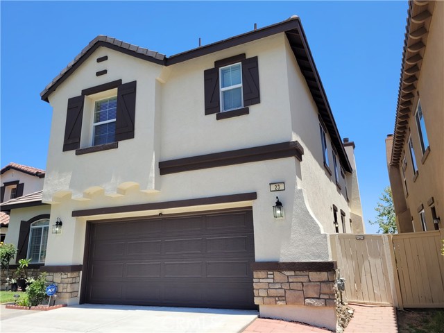 Detail Gallery Image 4 of 61 For 23 Plaza Modena, Lake Elsinore,  CA 92532 - 4 Beds | 3/1 Baths