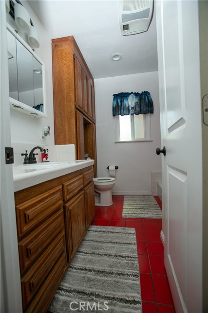 Detail Gallery Image 36 of 58 For 16802 Virginia Ave, Bellflower,  CA 90706 - 4 Beds | 1/1 Baths