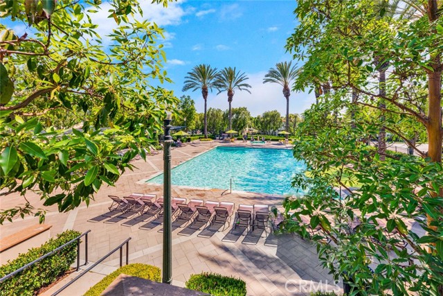 45 Modesto, Irvine CA: https://media.crmls.org/medias/8e1f056f-0e72-4332-a190-86321ce56ef1.jpg