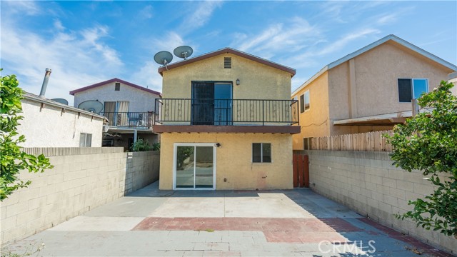 627 East Lincoln Street, Carson CA: https://media.crmls.org/medias/8e1f135c-2280-4f16-8cef-bbb7001874a9.jpg