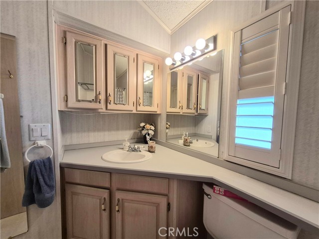 Detail Gallery Image 10 of 24 For 1295 S Cawston #245,  Hemet,  CA 92545 - 1 Beds | 1 Baths