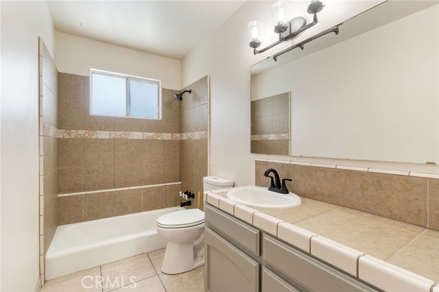 Detail Gallery Image 21 of 39 For 2738 S Fairway Ct, Visalia,  CA 93277 - 3 Beds | 2/1 Baths