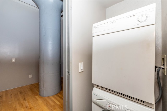 Detail Gallery Image 3 of 23 For 420 S San Pedro St #218,  Los Angeles,  CA 90013 - 1 Beds | 1 Baths