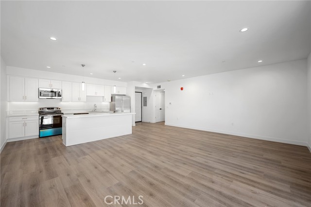 Detail Gallery Image 8 of 19 For 10657 Moorpark St #202,  North Hollywood,  CA 91602 - 1 Beds | 1 Baths