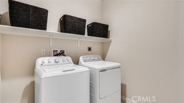 Detail Gallery Image 13 of 22 For 4256 S Montoya Paseo, Ontario,  CA 91762 - 2 Beds | 2/1 Baths