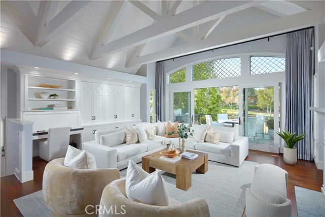 Detail Gallery Image 9 of 48 For 2 Royal Saint George Rd, Newport Beach,  CA 92660 - 5 Beds | 5/2 Baths