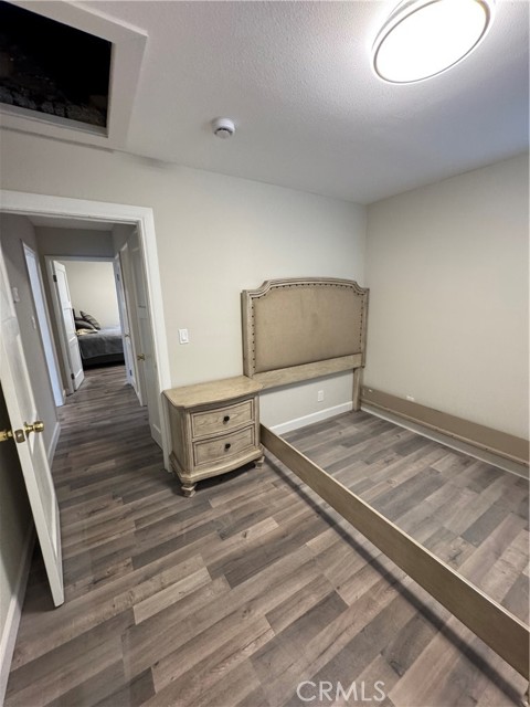 Detail Gallery Image 10 of 13 For 18201 Topham, Tarzana,  CA 91335 - 2 Beds | 1 Baths