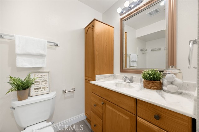 Detail Gallery Image 24 of 34 For 3020 Associated Rd #110,  Fullerton,  CA 92835 - 2 Beds | 2 Baths