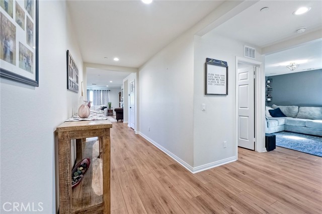 Detail Gallery Image 5 of 36 For 32296 Wild West Ct, Winchester,  CA 92596 - 4 Beds | 2 Baths