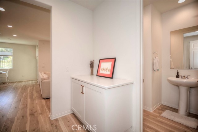 Detail Gallery Image 18 of 46 For 24218 Hillcrest, Corona,  CA 92883 - 3 Beds | 2/1 Baths