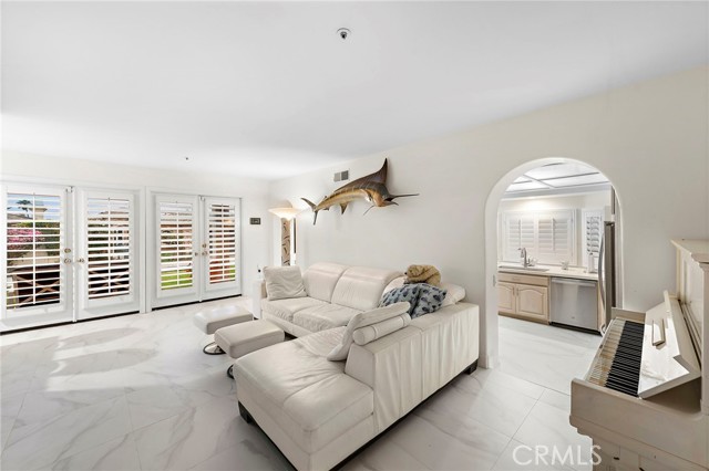 4026 Calle Lisa, San Clemente CA: https://media.crmls.org/medias/8e248af0-5826-42f1-a369-fdbcc62cf724.jpg