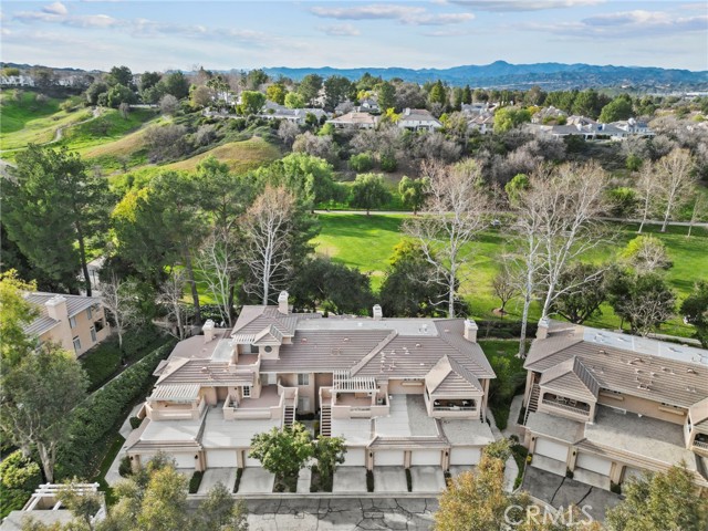 Detail Gallery Image 16 of 32 For 24013 Arroyo Park #42,  Valencia,  CA 91355 - 2 Beds | 2 Baths