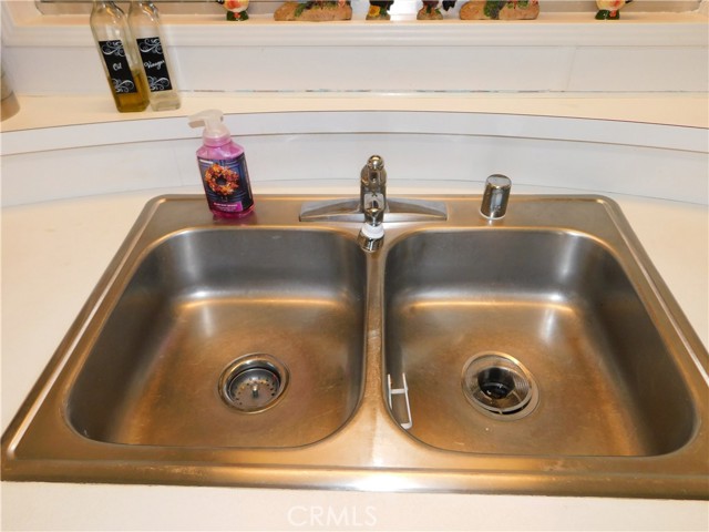 2200 W Wilson Street, Banning CA: https://media.crmls.org/medias/8e24c412-a341-489b-845c-1e23c4194951.jpg