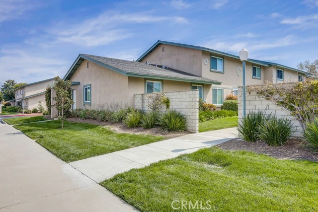 Detail Gallery Image 20 of 21 For 16501 Caballero Ln, Huntington Beach,  CA 92649 - 3 Beds | 1/1 Baths