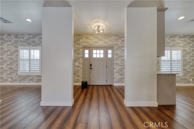 Detail Gallery Image 9 of 66 For 25904 Bear Valley, Tehachapi,  CA 93561 - 3 Beds | 2/1 Baths