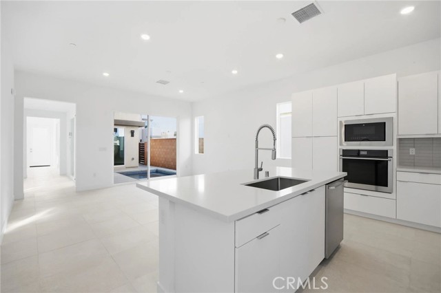 Detail Gallery Image 5 of 24 For 2680 Maverick Ln, Palm Springs,  CA 92264 - 3 Beds | 3/1 Baths