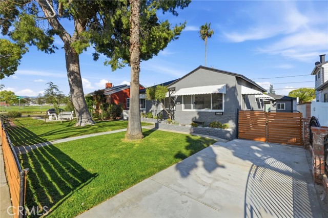 Detail Gallery Image 73 of 74 For 2140 N Rose St, Burbank,  CA 91505 - 5 Beds | 3/1 Baths