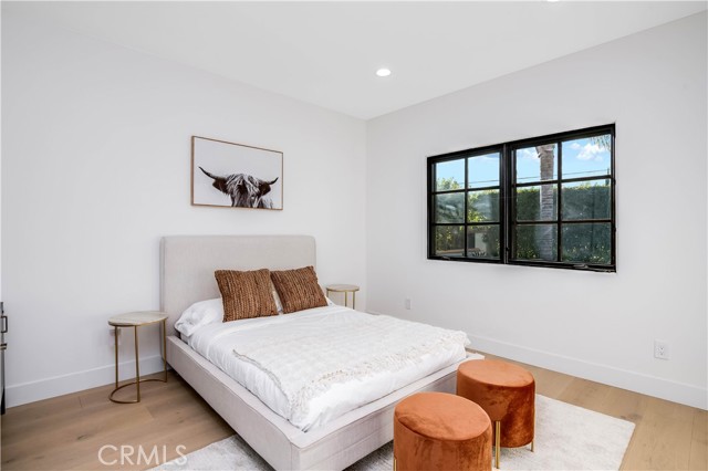 Detail Gallery Image 36 of 60 For 4906 Rubio Ave, Encino,  CA 91436 - 5 Beds | 5/1 Baths