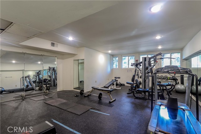 Detail Gallery Image 30 of 34 For 911 N Kings Rd #118,  West Hollywood,  CA 90069 - 2 Beds | 2 Baths