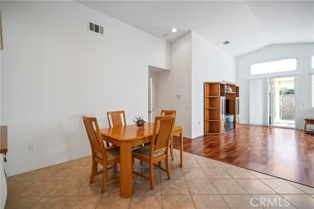 Detail Gallery Image 15 of 32 For 341 Chi Chi Cir, Hemet,  CA 92545 - 2 Beds | 2 Baths