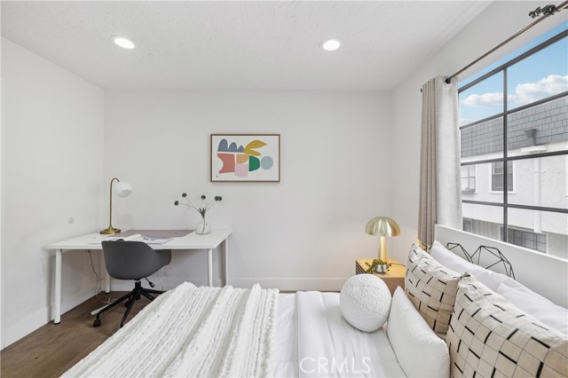 Detail Gallery Image 15 of 30 For 434 S Los Robles Ave #4,  Pasadena,  CA 91101 - 2 Beds | 3 Baths