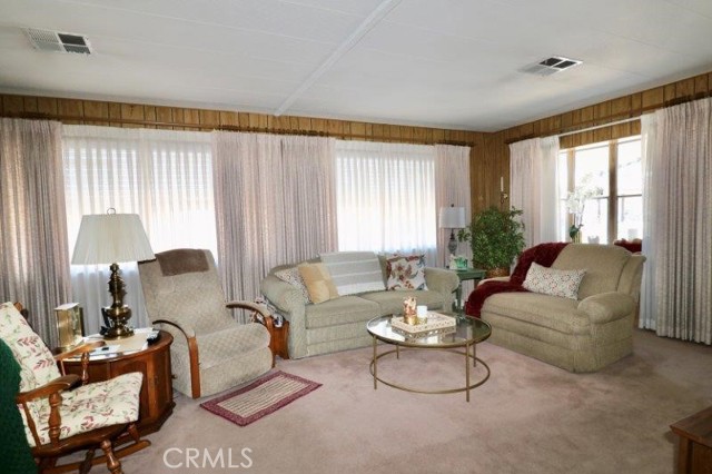 Detail Gallery Image 18 of 46 For 12726 Lake Forest Dr #25,  La Mirada,  CA 90638 - 2 Beds | 2 Baths