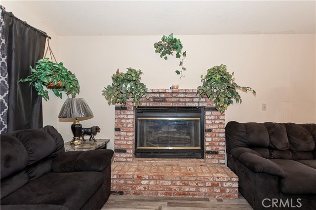 Detail Gallery Image 5 of 47 For 20412 90th St, California City,  CA 93505 - 3 Beds | 2 Baths