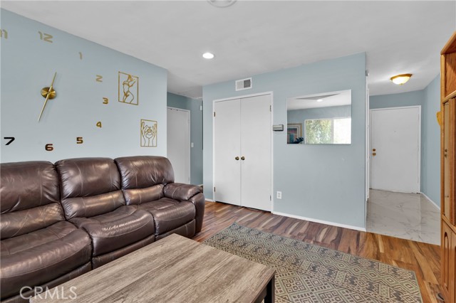 Detail Gallery Image 4 of 15 For 5905 Rosemead Bld #15,  Pico Rivera,  CA 90660 - 2 Beds | 2 Baths
