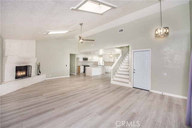 Detail Gallery Image 7 of 43 For 17631 Cottrell, Lake Elsinore,  CA 92530 - 3 Beds | 2 Baths