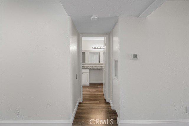 25712 Le Parc, Lake Forest CA: https://media.crmls.org/medias/8e2b685c-5fa4-46fa-8055-ea7628b03cea.jpg