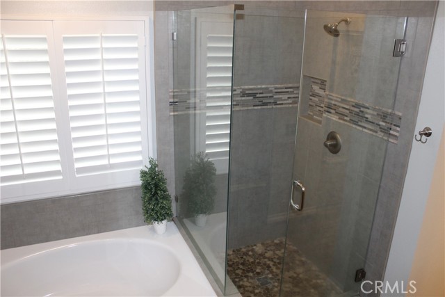1338 Coral Gables Circle, Corona CA: https://media.crmls.org/medias/8e2ba90d-8ee2-4c6a-8657-60e32f18fbe8.jpg