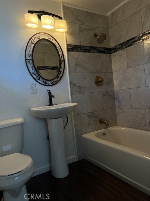 Detail Gallery Image 5 of 6 For 1620 Bette St, Merced,  CA 95341 - 5 Beds | 2 Baths