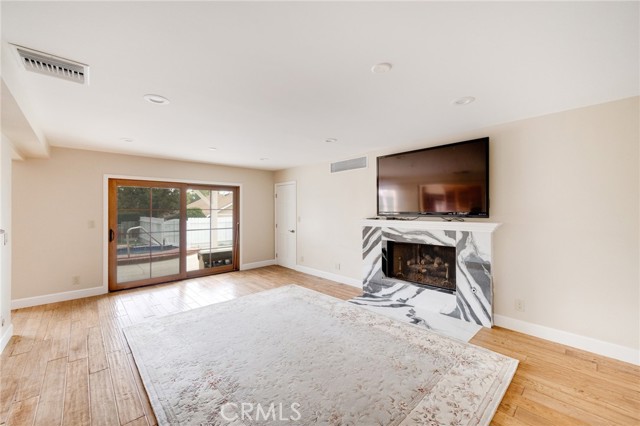 Detail Gallery Image 15 of 46 For 222 W Kenneth, Glendale,  CA 91202 - 4 Beds | 4 Baths