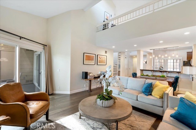 Detail Gallery Image 5 of 14 For 19442 Sunray Lane #204,  Huntington Beach,  CA 92648 - 2 Beds | 2 Baths