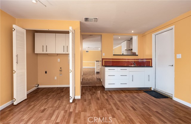 Detail Gallery Image 19 of 38 For 645 Alta Loma Dr, Redlands,  CA 92373 - 4 Beds | 2 Baths