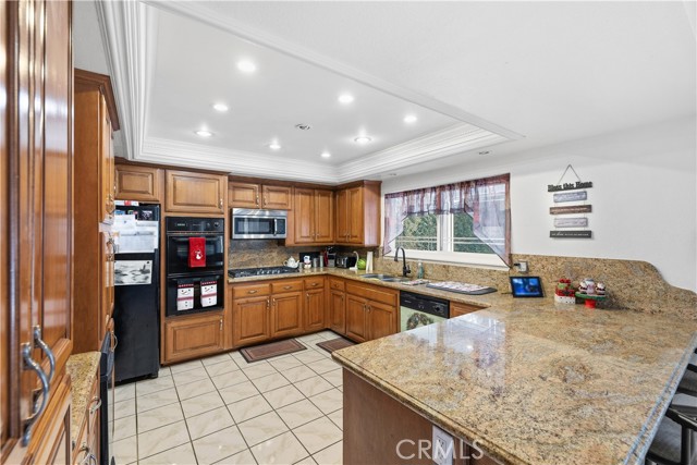 Detail Gallery Image 17 of 40 For 6801 Rycroft, Riverside,  CA 92506 - 4 Beds | 2/1 Baths