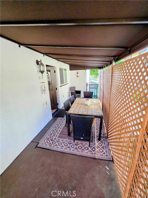 Detail Gallery Image 15 of 15 For 523 Fischer St, Glendale,  CA 91205 - 2 Beds | 3 Baths