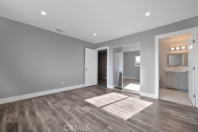 7719 Nestle Avenue, Reseda CA: https://media.crmls.org/medias/8e2eee60-71cb-4b84-aa7a-3304d1622901.jpg