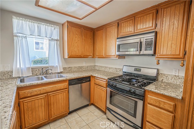 Detail Gallery Image 16 of 42 For 26854 Claudette #728,  Canyon Country,  CA 91351 - 3 Beds | 2 Baths