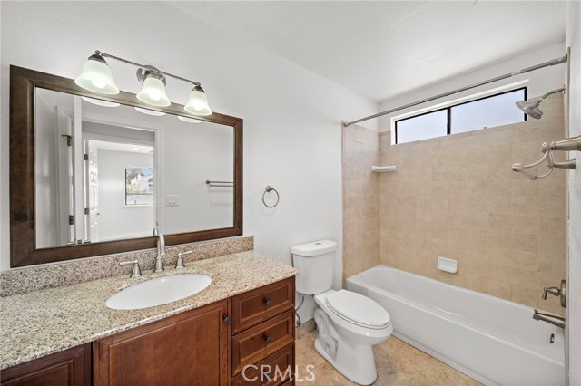 33771 Copper Lantern Street, Dana Point CA: https://media.crmls.org/medias/8e31372a-d331-4cbe-be29-8c42748950e1.jpg