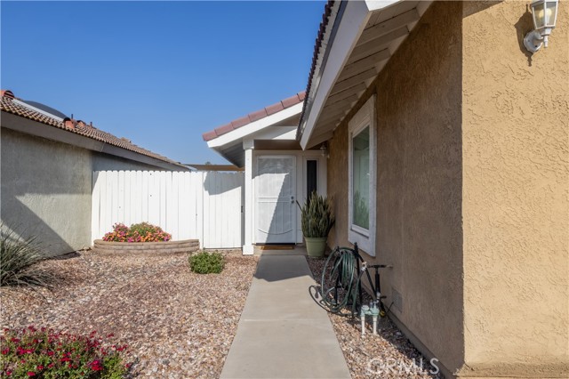 Detail Gallery Image 2 of 20 For 3861 Antelope Creek Dr, Ontario,  CA 91761 - 2 Beds | 1 Baths