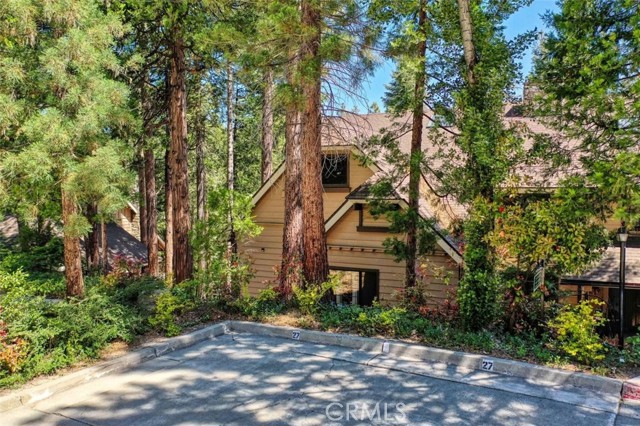 Detail Gallery Image 1 of 1 For 27474 White Fir Dr, Lake Arrowhead,  CA 92352 - 3 Beds | 2 Baths
