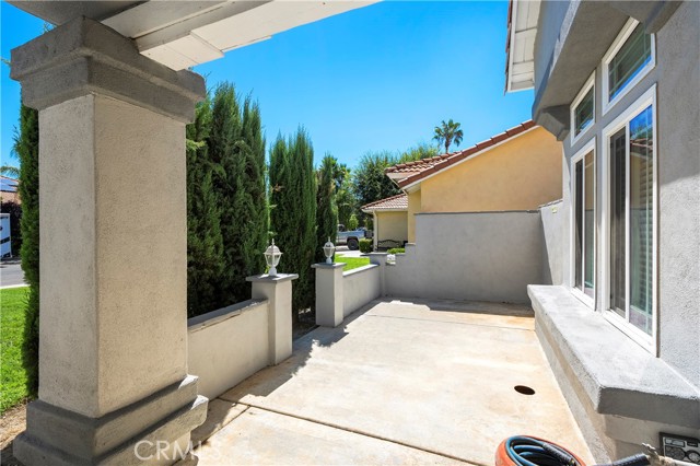 1841 Creekside Drive, Hemet CA: https://media.crmls.org/medias/8e3284cd-db5c-4700-bdc1-400f62c99595.jpg