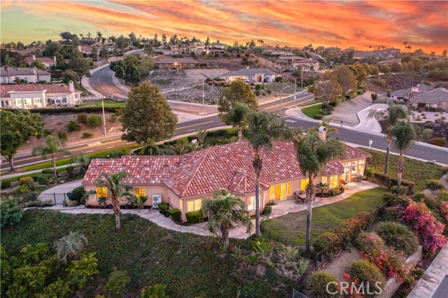 Detail Gallery Image 2 of 62 For 5996 Omega St, Riverside,  CA 92506 - 4 Beds | 3 Baths