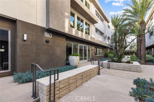 1863 S Union Street, Anaheim CA: https://media.crmls.org/medias/8e33048e-906a-4585-a25c-8454b90edd1b.jpg