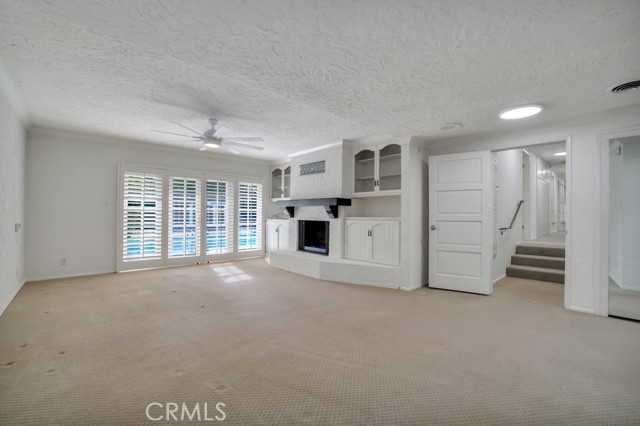 Detail Gallery Image 5 of 28 For 4809 Queen Victoria Rd, Woodland Hills,  CA 91364 - 5 Beds | 6 Baths