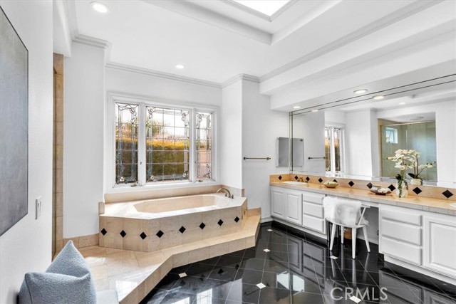 5 Marbella, Dana Point CA: https://media.crmls.org/medias/8e333a62-c8a8-45d8-8b50-03801e9773f1.jpg