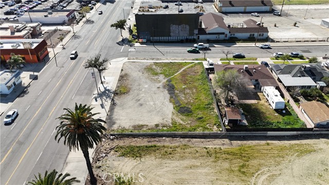 Detail Gallery Image 7 of 17 For 9098 Sierra, Fontana,  CA 92335 - – Beds | – Baths