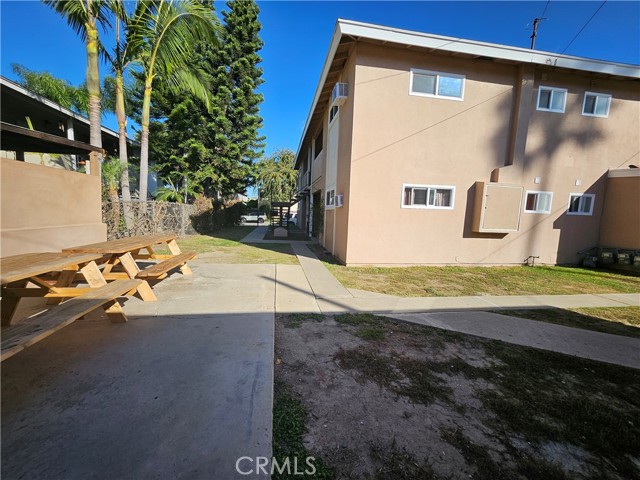 Detail Gallery Image 10 of 29 For 1381 Burwood St, La Habra,  CA 90631 - 2 Beds | 2 Baths