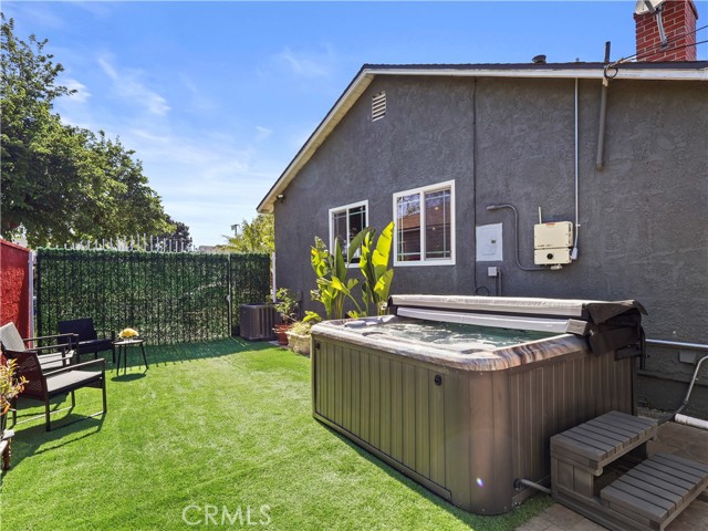 Detail Gallery Image 48 of 57 For 8110 Lesner Ave, Lake Balboa,  CA 91406 - 3 Beds | 2 Baths